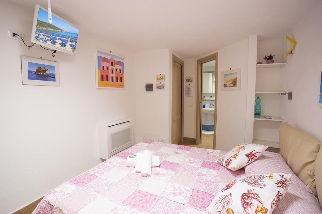 B&B Celestina Ischia Lacco Ameno  Ruang foto
