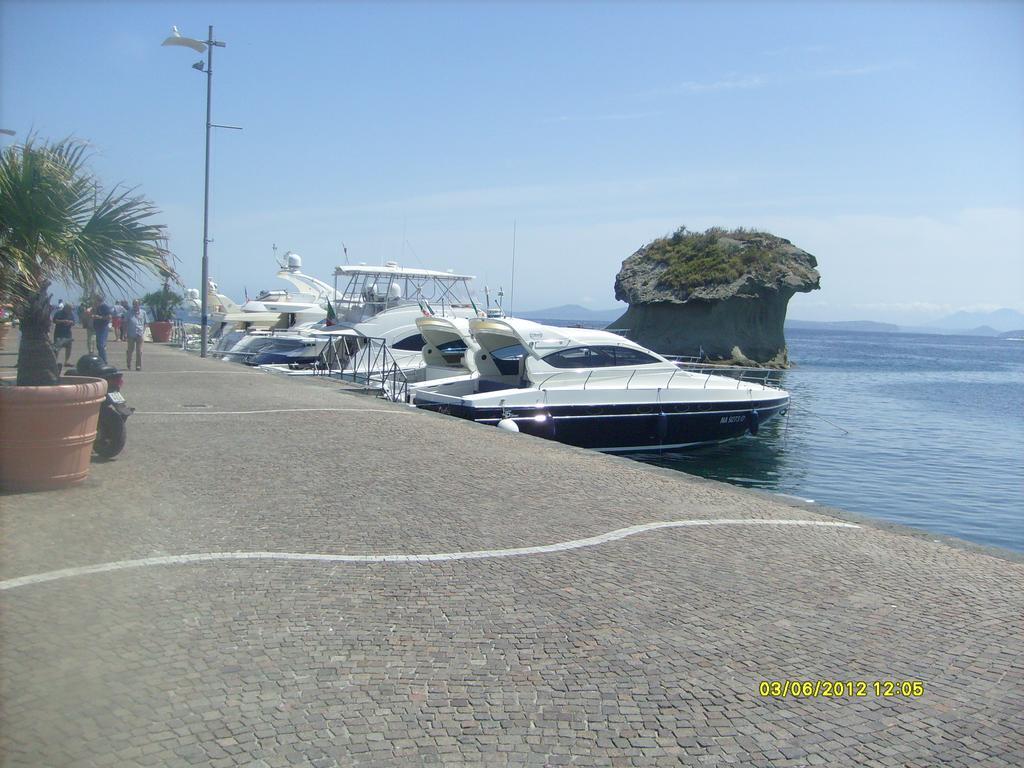 B&B Celestina Ischia Lacco Ameno  Bagian luar foto