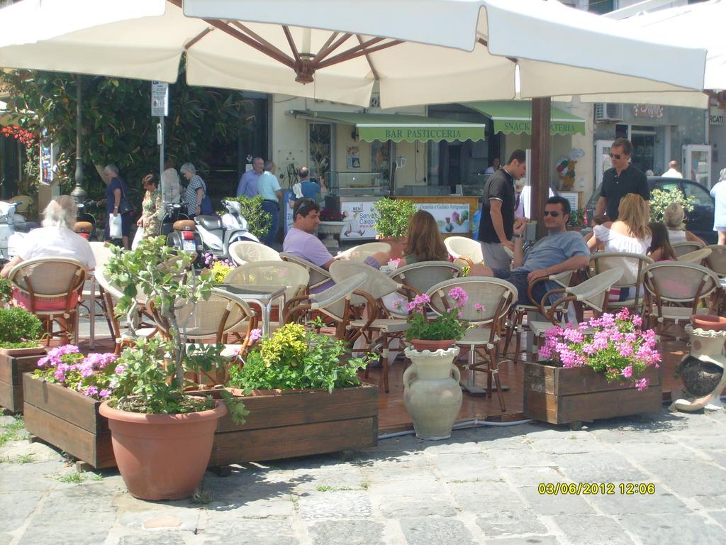 B&B Celestina Ischia Lacco Ameno  Bagian luar foto