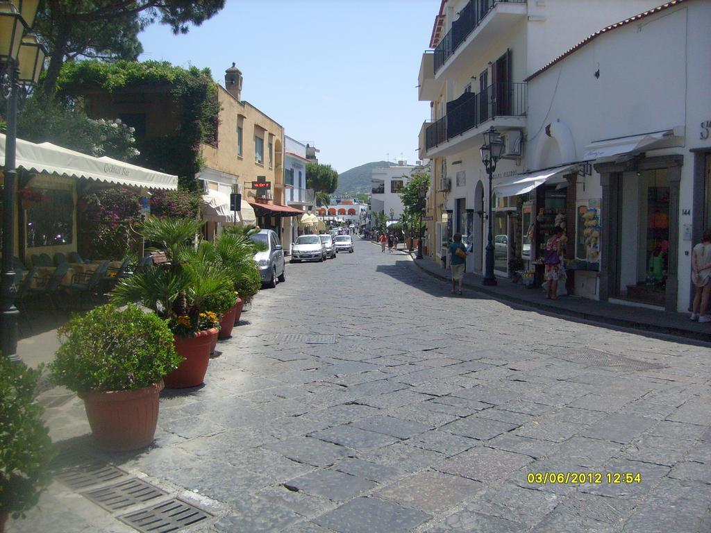 B&B Celestina Ischia Lacco Ameno  Bagian luar foto
