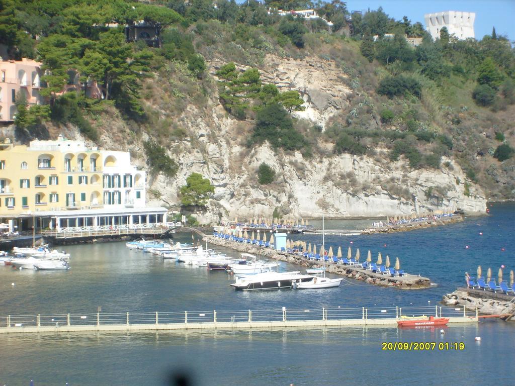 B&B Celestina Ischia Lacco Ameno  Bagian luar foto